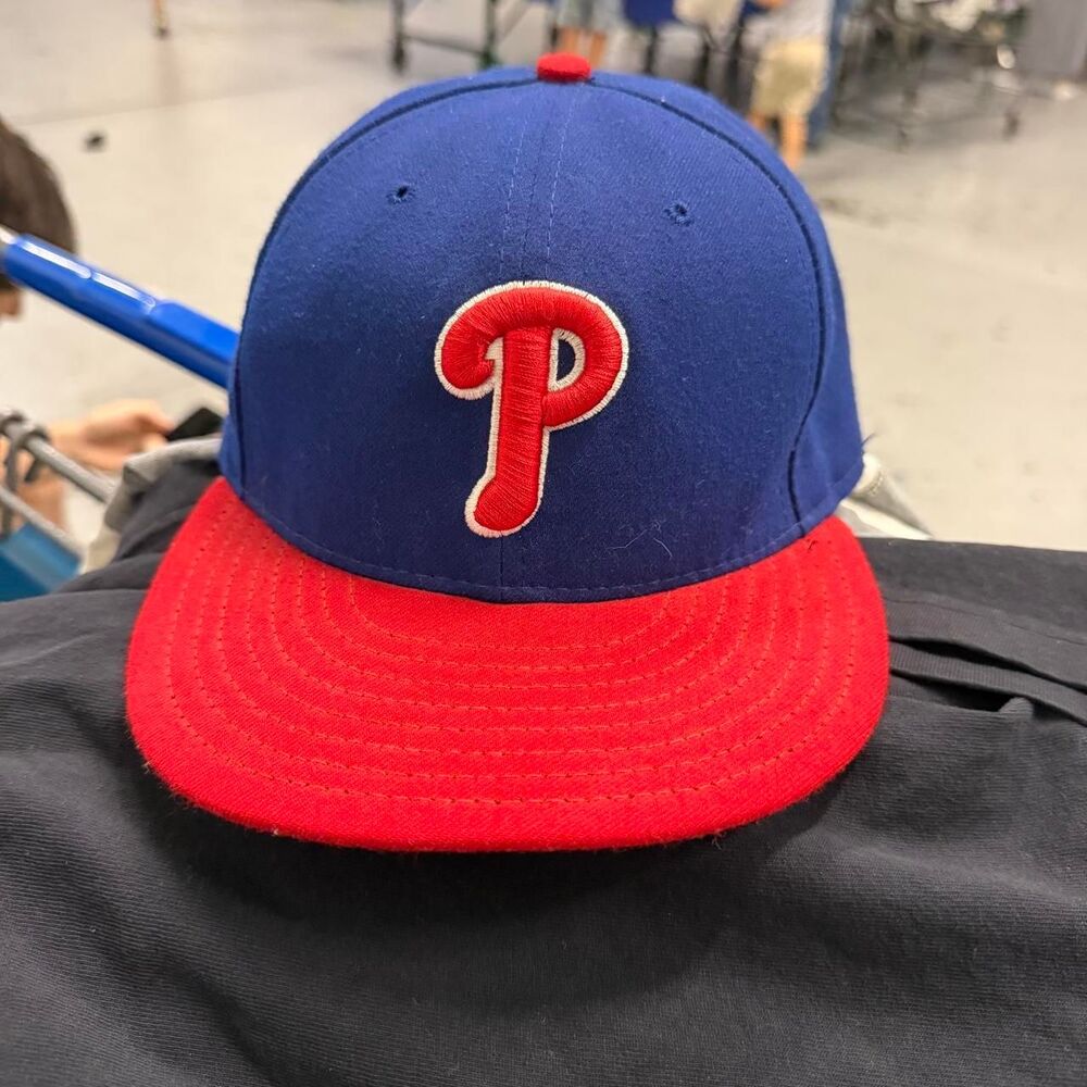 MLB Philadelphia Phillies Blue Cap Size 7/ 1/8 Great Condition